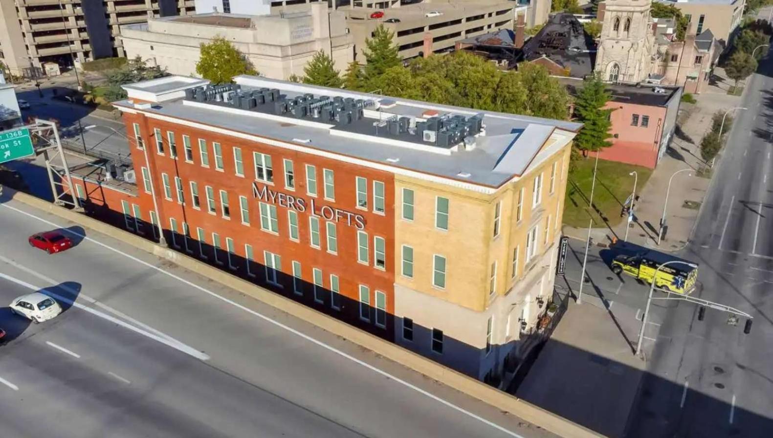 Cozy Unit With Free Parking Near Medical District *